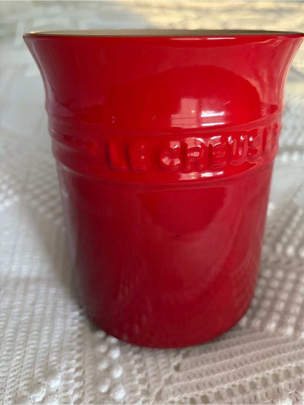 Le Creuset Cerise Red Ceramic Utensil Holder with Cream Interior 6”x5”